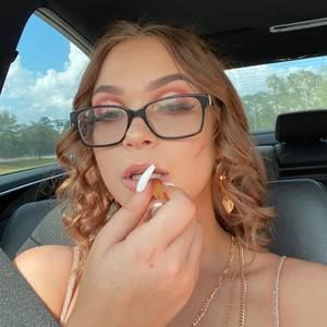 Meet your Posher, Zoei